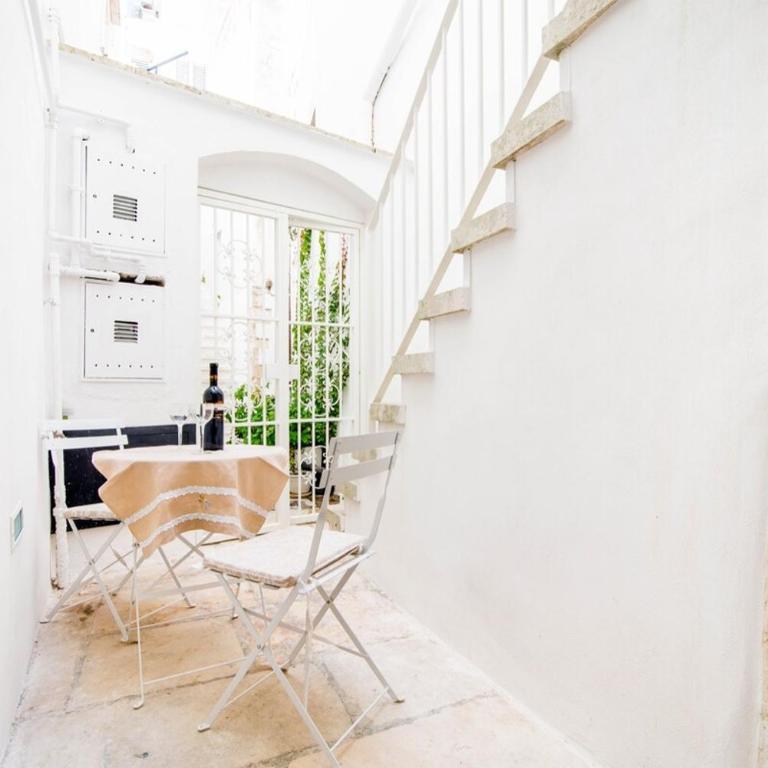 Studio Raguso-Cosy Elegant Hideaway - One-Bedroom Apartment - 11