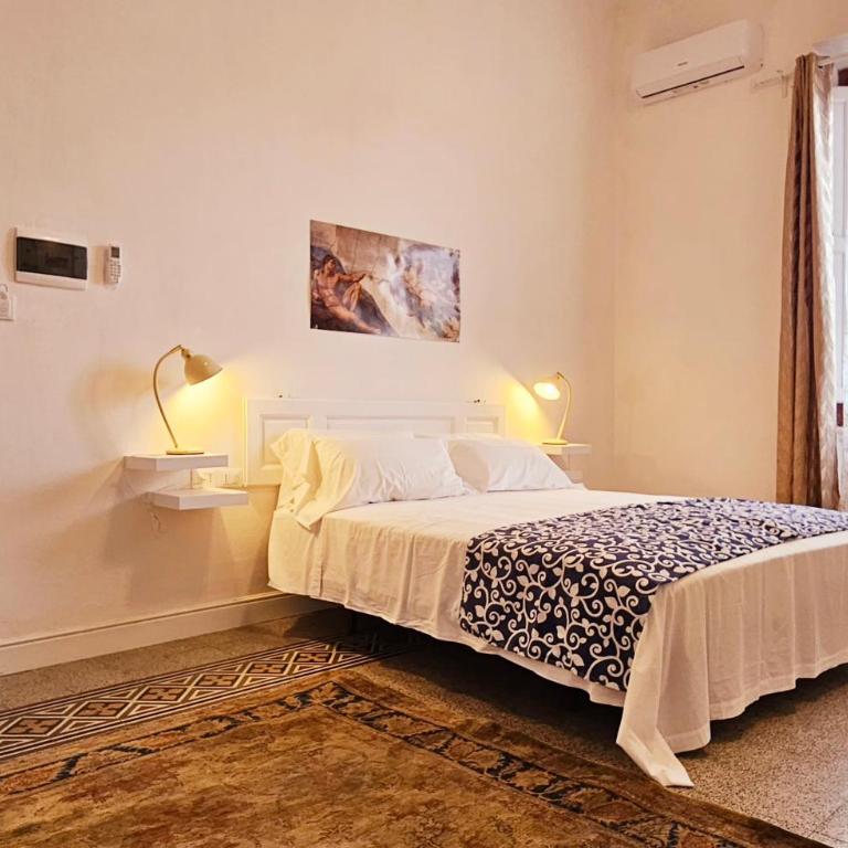 Venere SuperCentral B&B - Camera King Deluxe - 8