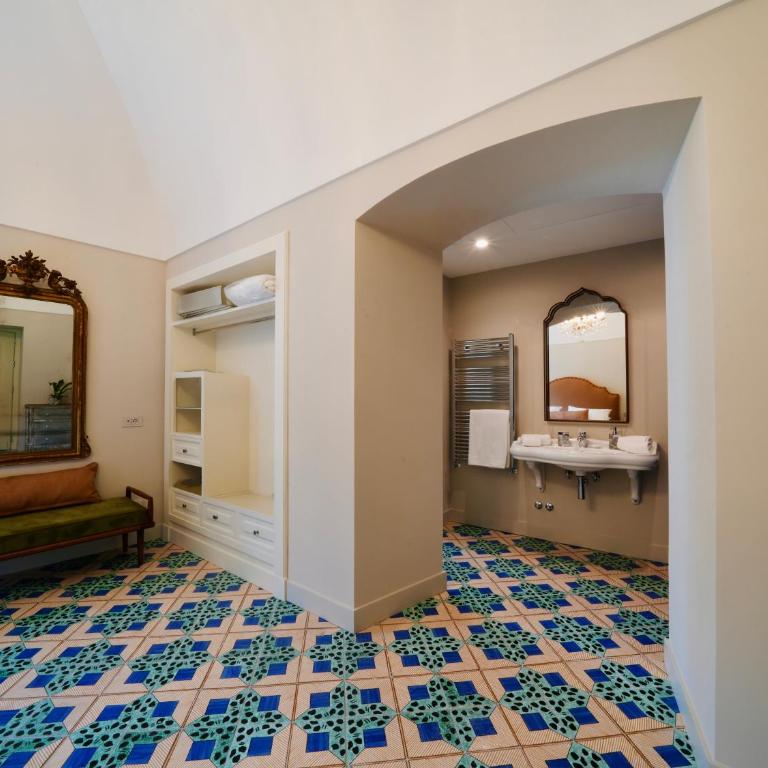 Villa Gialisa - Deluxe Double or Twin Room with Garden View - 7