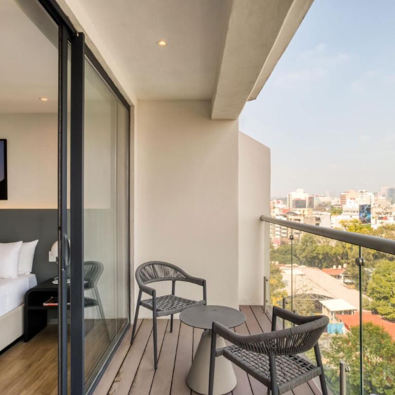 ULIV Mexico City - Superior Apartment with Balcony - 1