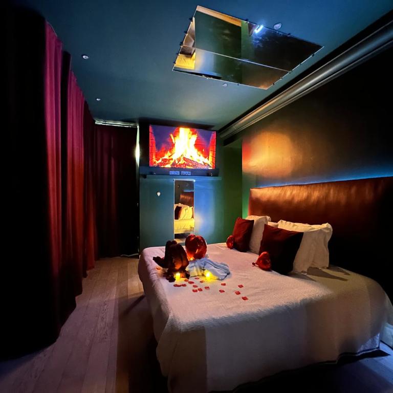 Mieuxqualhotel jacuzzi privatif Velvet Desire - Appartement 1 Chambre - 13