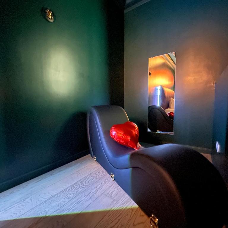 Mieuxqualhotel jacuzzi privatif Velvet Desire - Appartement 1 Chambre - 20