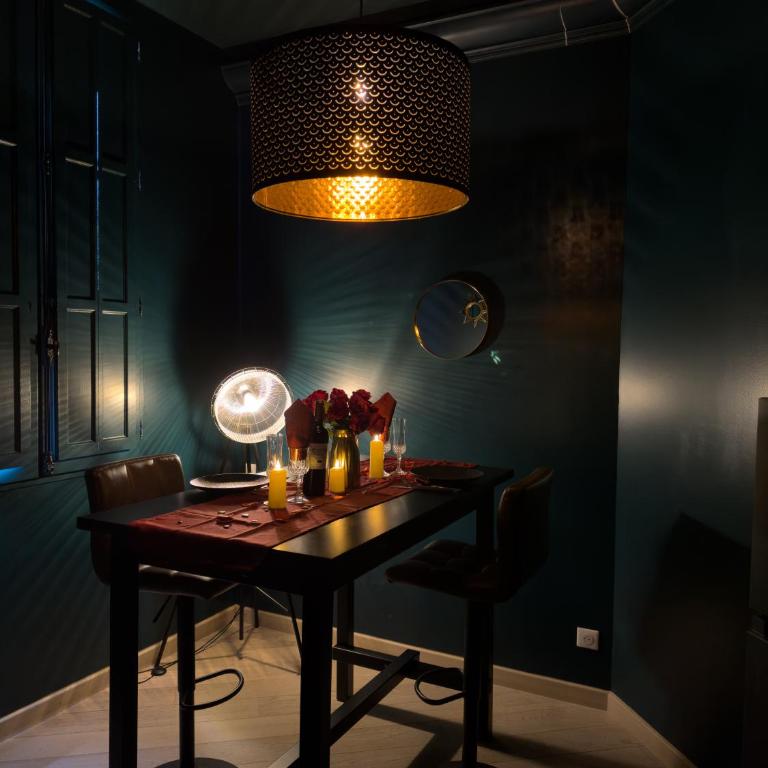 Mieuxqualhotel jacuzzi privatif Velvet Desire - Appartement 1 Chambre - 23
