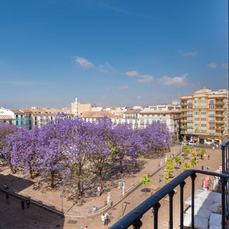 Apartamentos Alcazaba - Two-Bedroom Apartment with View - 1