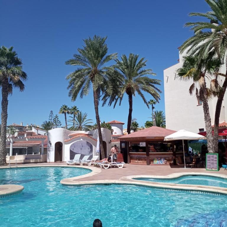 Estudio 2 personas con piscina en Denia - Apartamento de 1 dormitorio - 2
