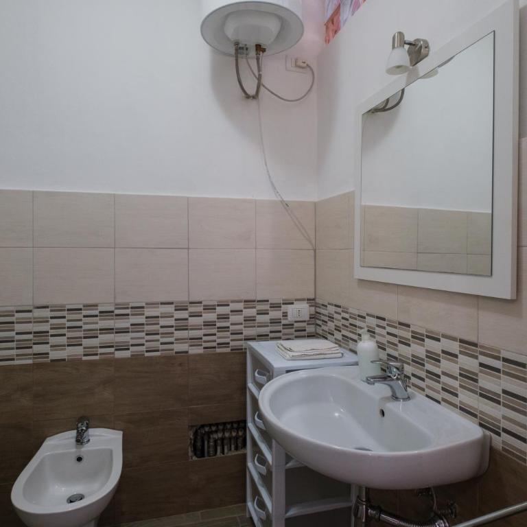 BED INN - Palazzo Urbe - Appartamento con 1 Camera da Letto - 4