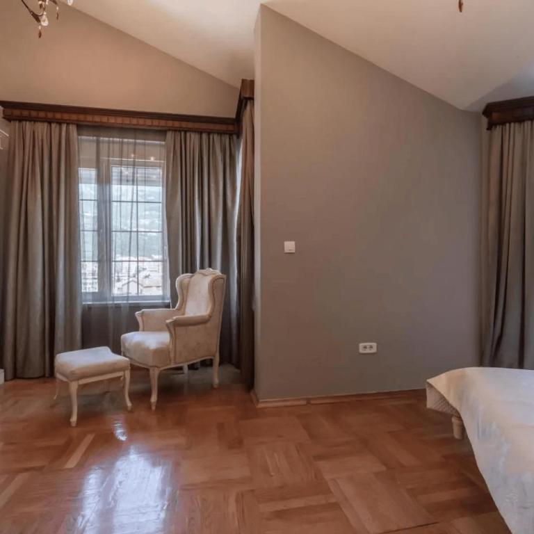 Villa Favorite - Penthaus Apartman - 14