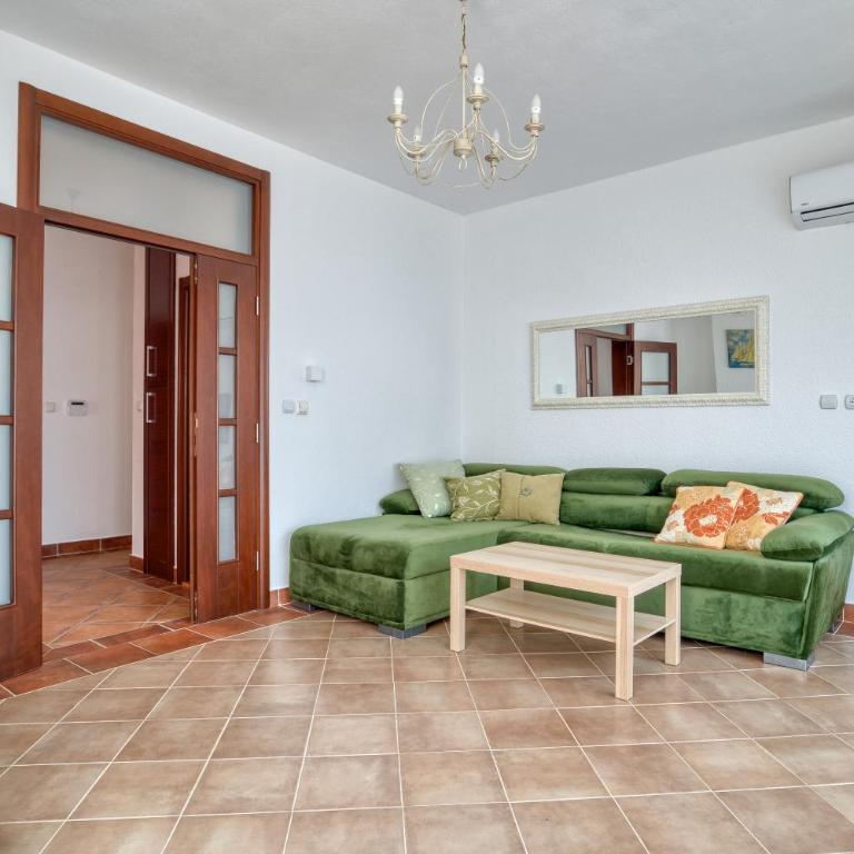 Beautiful Apt Anna with Sea View by MN Property - Apartman sa 2 Spavaće Sobe - 17