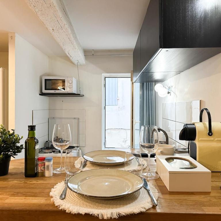 AIRCON, CLIM ! Charming Flat in the Historic Center of Saint-Rémy - Appartement 2 Chambres - 21