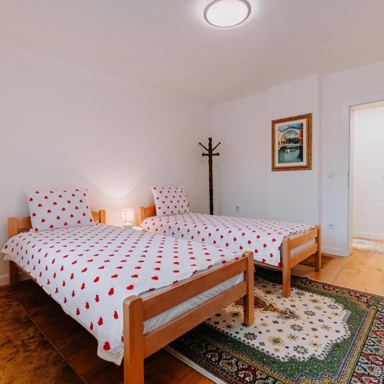 Apartment Jutro with free private parking-garage - Two-Bedroom Apartment - 21