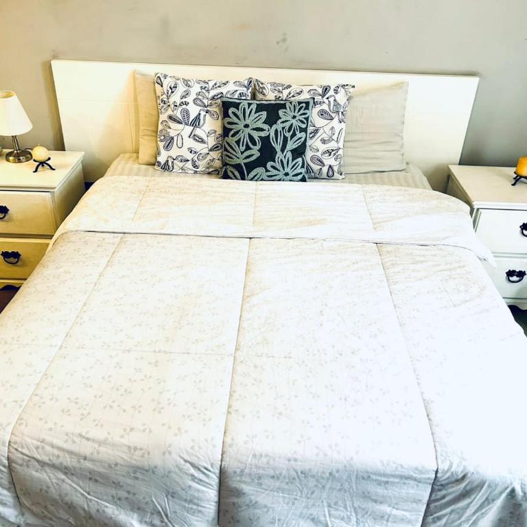 Departamento amplio, elegante y perfectamente ubicado - Apartamento de 3 dormitorios - 4