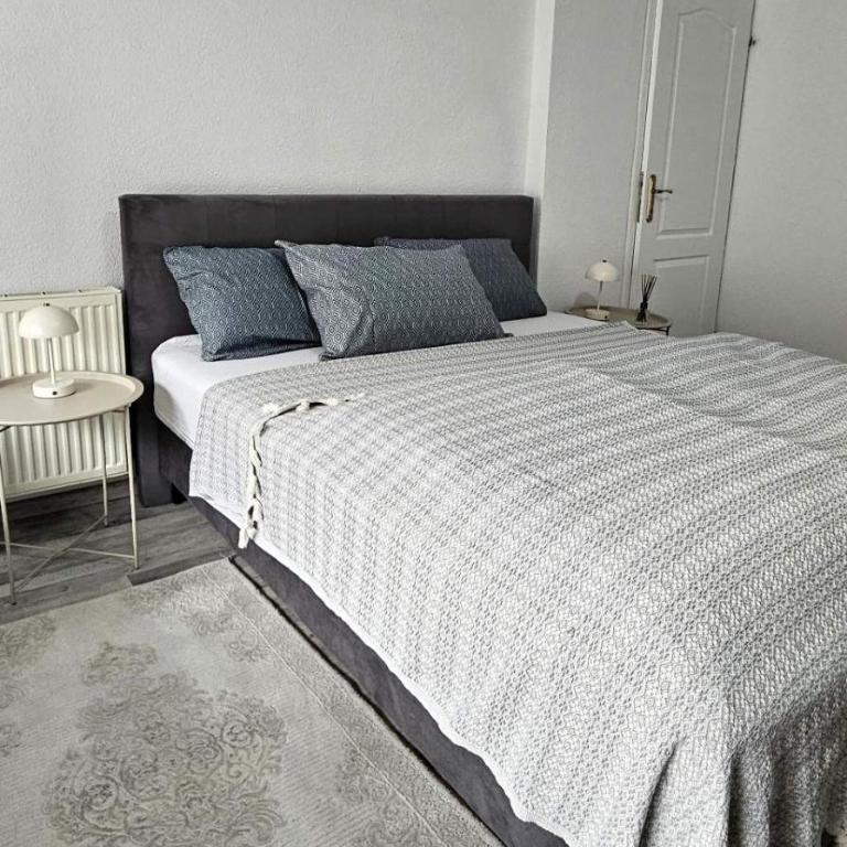 Apartman STARI GRAD - Two-Bedroom Apartment - 5