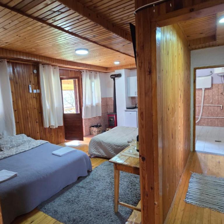 DRAGON GARDEN Tara Bridge View - One-Bedroom Apartment with Terrace - 6