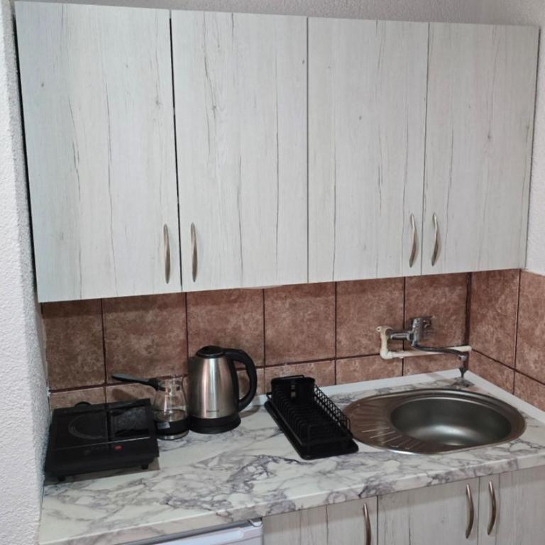 DRAGON GARDEN Tara Bridge View - One-Bedroom Apartment with Terrace - 22