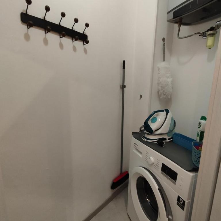 La casa nel viale - Two-Bedroom Apartment - 9