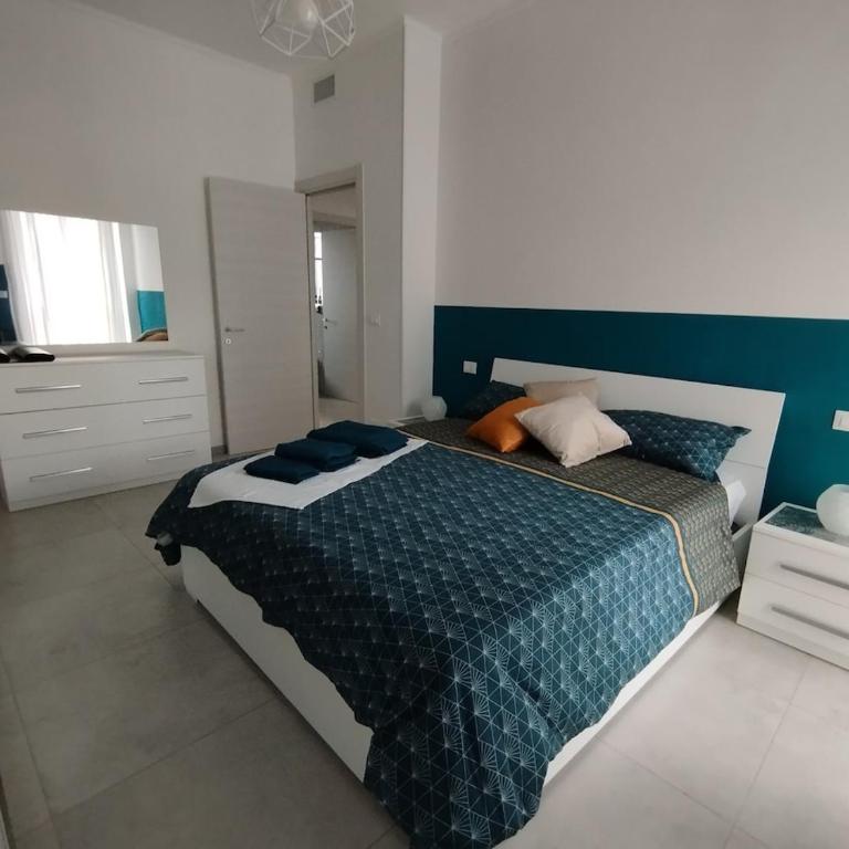 La casa nel viale - Two-Bedroom Apartment - 17