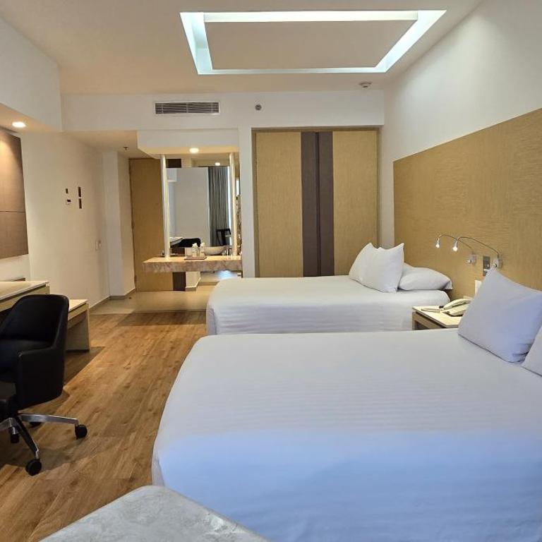 Ramada by Wyndham Mexico City Santa Fe - Double Room with Two Double Beds - Non-Smoking - 9