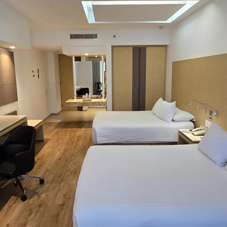 Ramada by Wyndham Mexico City Santa Fe - Double Room with Two Double Beds - Non-Smoking - 12
