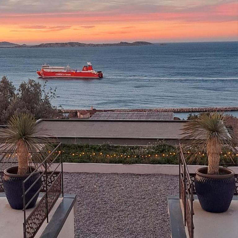 LES SUITES LOVE 3 SPA VUE MER PISCINe - Suite Lit King-Size - Vue sur Mer - 3