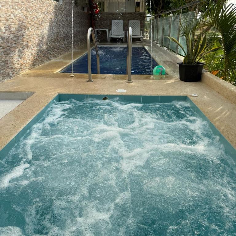 Apartahotel Eden Coveñas - Two-Bedroom Apartment - 8