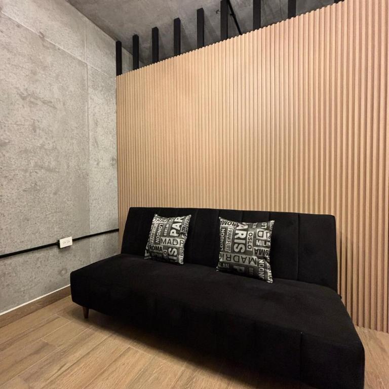 Stylish Private Room City Views & Prime Location - One-Bedroom Apartment - 7