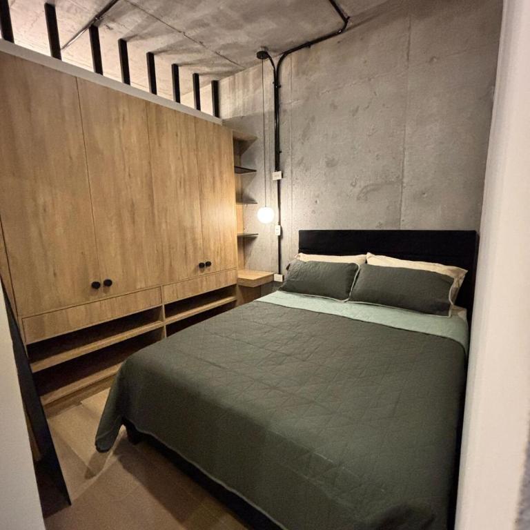Stylish Private Room City Views & Prime Location - One-Bedroom Apartment - 14