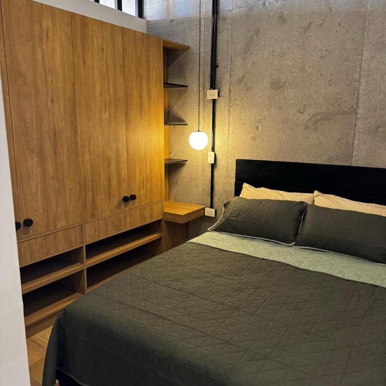 Stylish Private Room City Views & Prime Location - One-Bedroom Apartment - 28