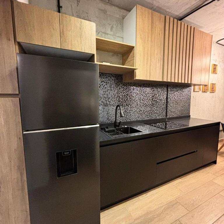 Stylish Private Room City Views & Prime Location - One-Bedroom Apartment - 15
