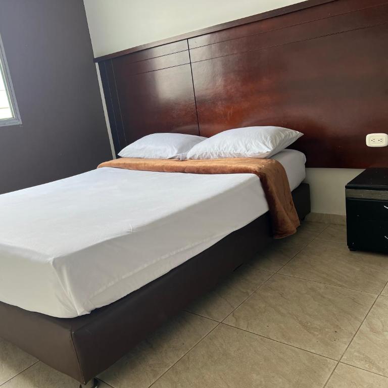 Hotel Marialu - Double Room - 10