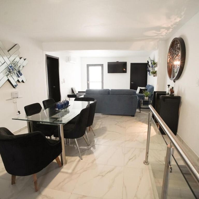 Casa Carolina Remodeled Home - Three-Bedroom House - 5