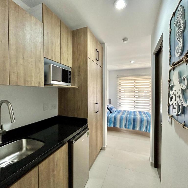 Cozy space ideal for couples Oceanna 224B - One-Bedroom Apartment - 1
