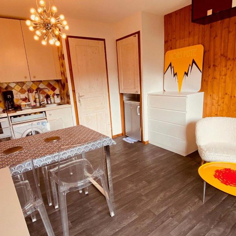 T2 centre village près pistes La Clusaz, balcon sud - FR-1-459-241 - Apartment - 1