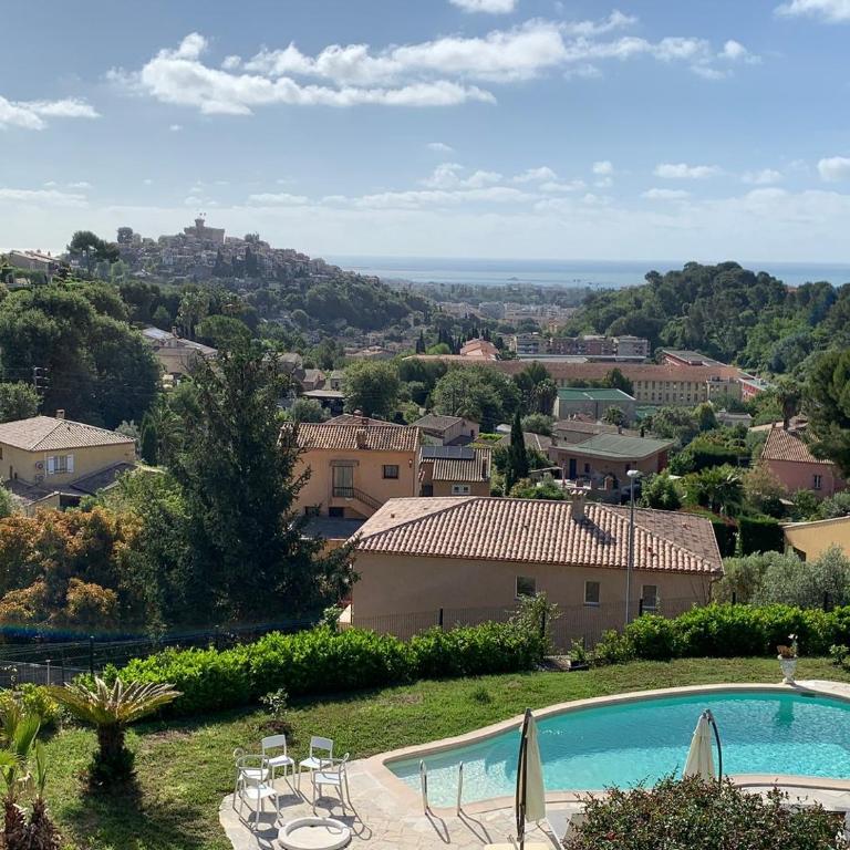 Superbe Villa - 3 appartements distinct - 20 couchages - Maison de Vacances - 1