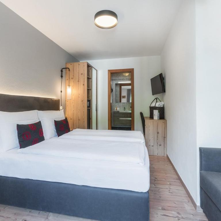 Hotel Madonnina Resort And Wellness - Camera Tripla Economy - 6