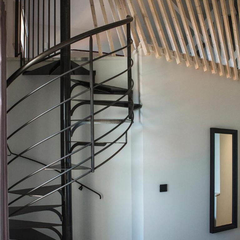 Hotel Le Bon Port - King Room with Sea View - Spiral Staircase - 1