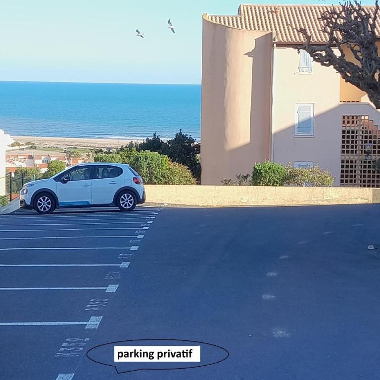 Appartement Saint Pierre la Mer 6 personnes, vue sur la mer, piscine, parking, tennis M330 - Two-Bedroom Apartment - 24