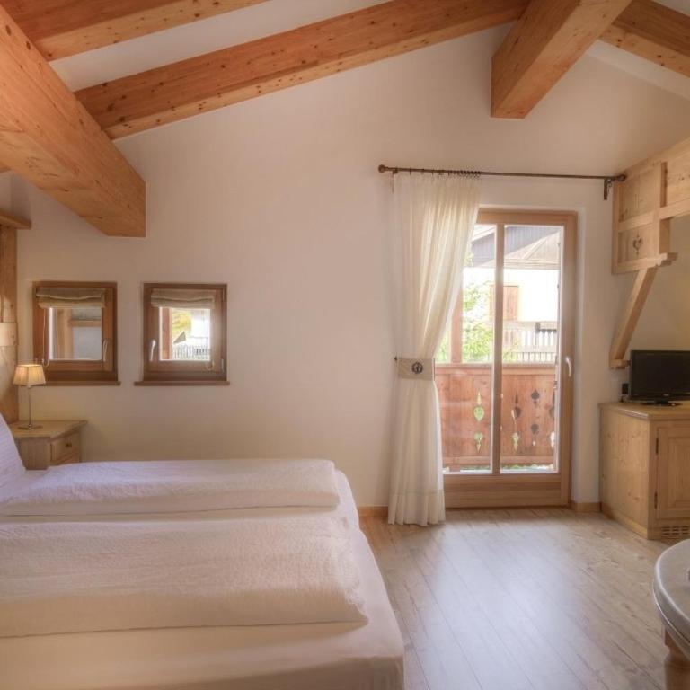 Hotel Madonnina Resort And Wellness - Camera Quadrupla con Balcone - 5