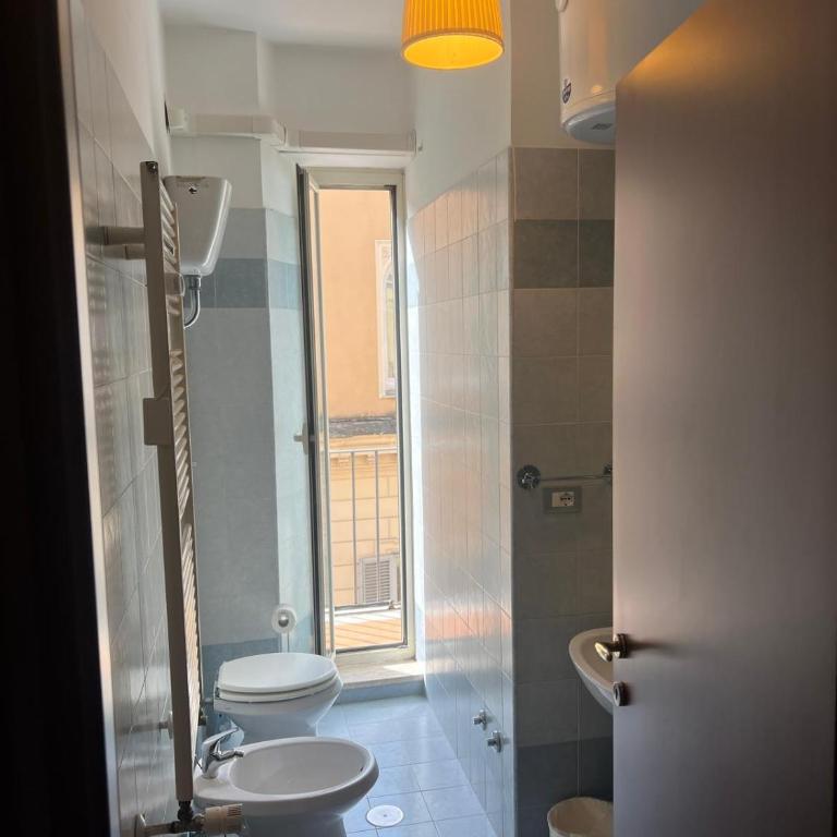 Sunshine Apartment - One-Bedroom Apartment - 11