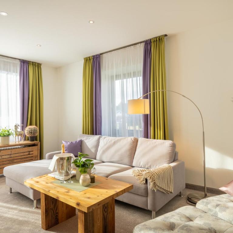 Landhotel Gockelwirt - Deluxe Suite - 3