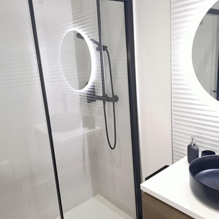 Acogedor apartamento en Madrid A - Two-Bedroom Apartment - 1