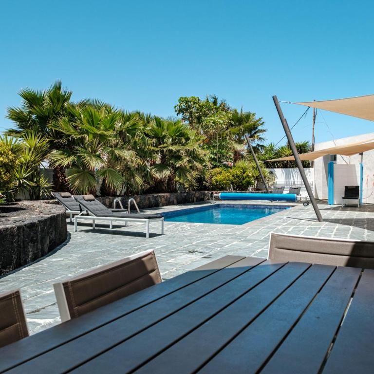 CASA FATIMA Villa with heated pool and jacuzzi - Villa - 2