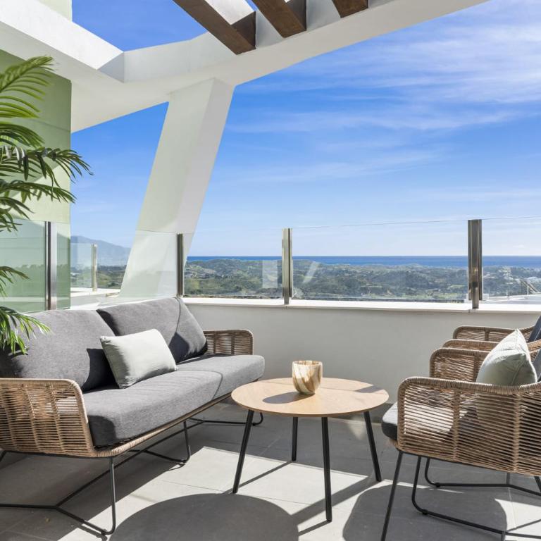 VIVI Homes - Bonita del Sol Beach, Pool, Garden, GYM & SPA - Penthouse Apartment - 1