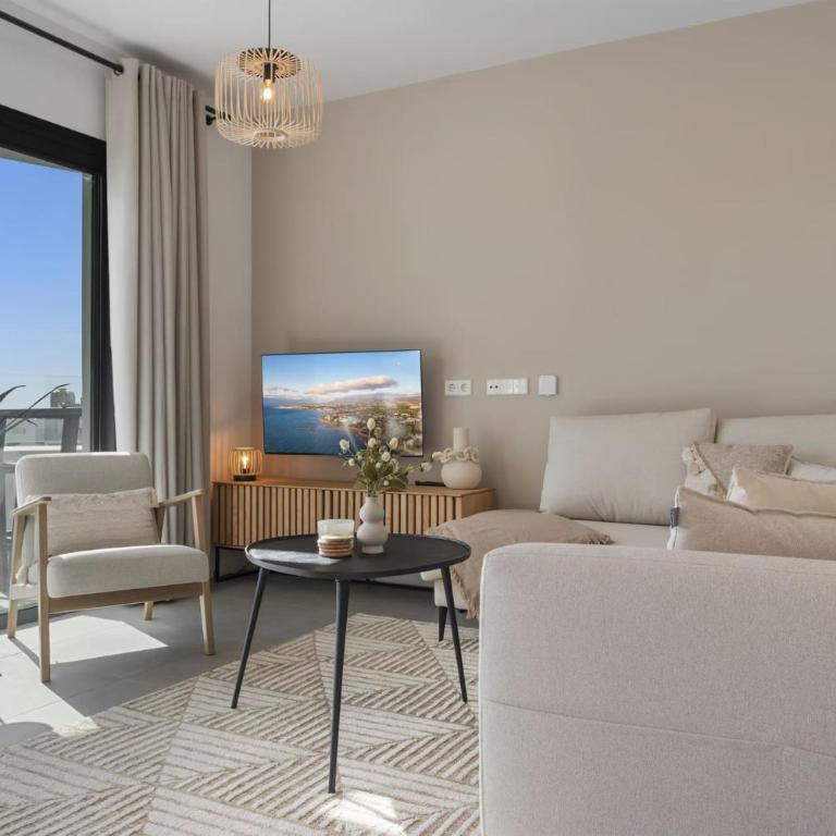 VIVI Homes - Bonita del Sol Beach, Pool, Garden, GYM & SPA - Penthouse Apartment - 11