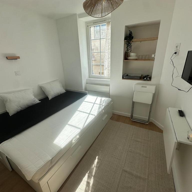 Studio refait à neuf, lumineux - 131 - Appartamento con 1 Camera da Letto - 1