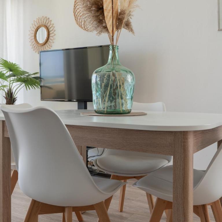 Les Pieds dans l'eau YourHostHelper - Appartement 2 Chambres - 19