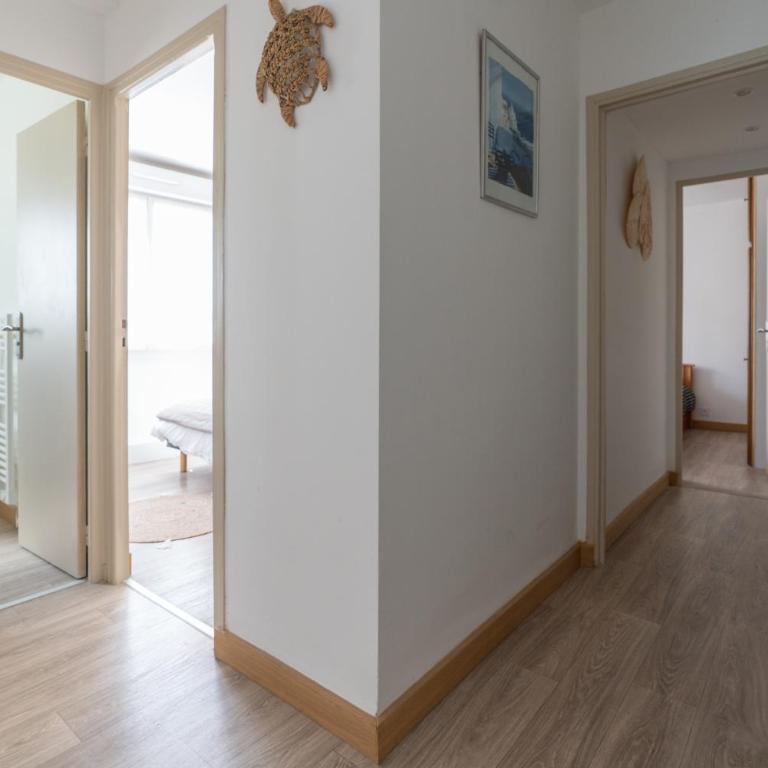 Les Pieds dans l'eau YourHostHelper - Appartement 2 Chambres - 30