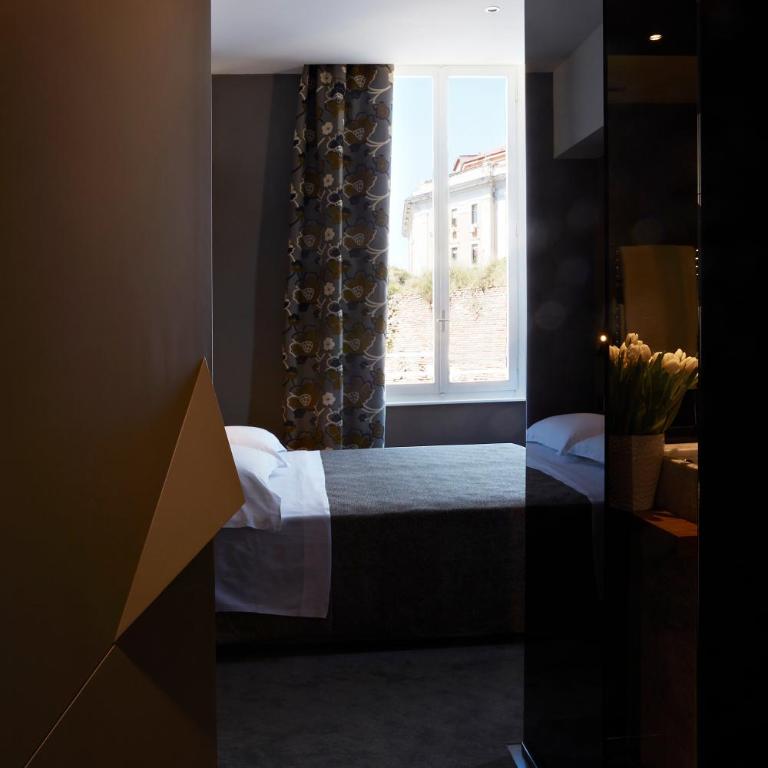 Hotel The Building - Camera Tripla - 2