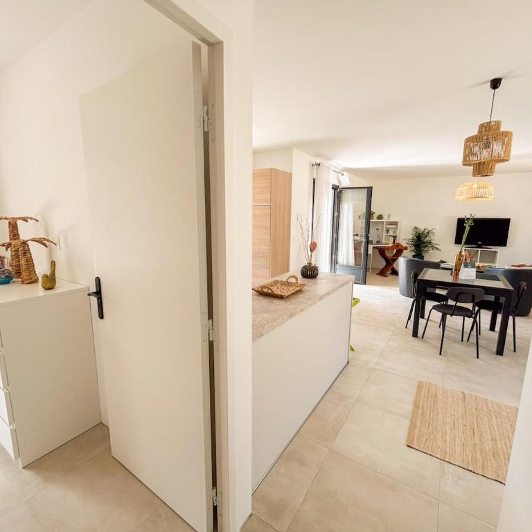 Joli T2 avec terrasse à Bandol - Appartement 1 Chambre - 37