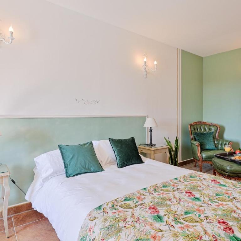 Hostellerie du Cigalou - Chambre Double Supérieure - 8