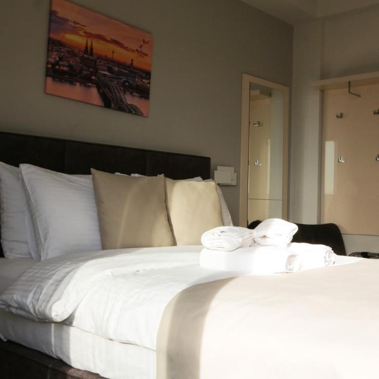 Templum apartments - Slavija square - Deluks Dvokrevetna Soba sa Bračnim Krevetom i Tušem - 8